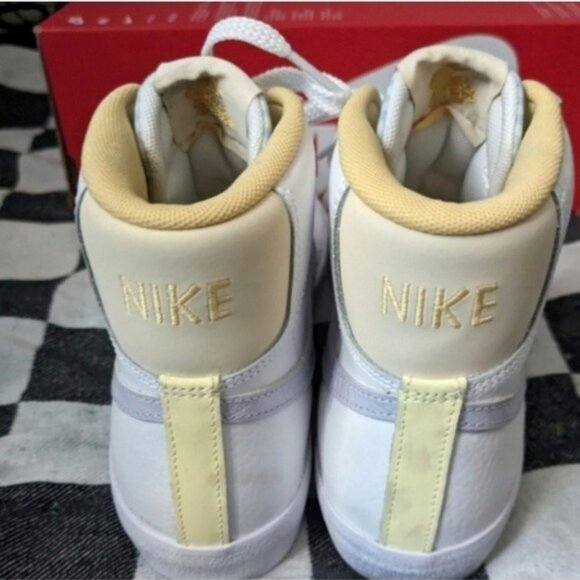 Nike Blazer Mid '77  7 Youth White Oxygen Purple Coconut Milk Easter Gf 112025 - Picture 5 of 10